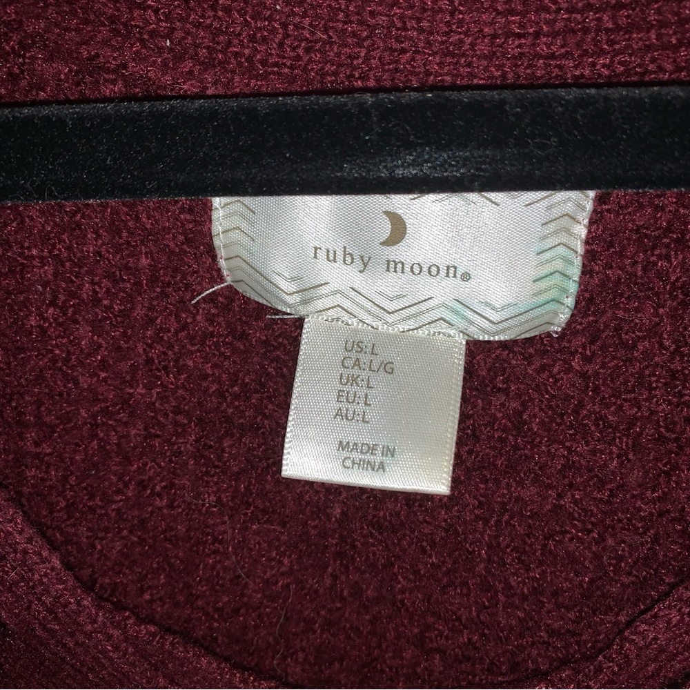 Sweater - Picture 2 of 2